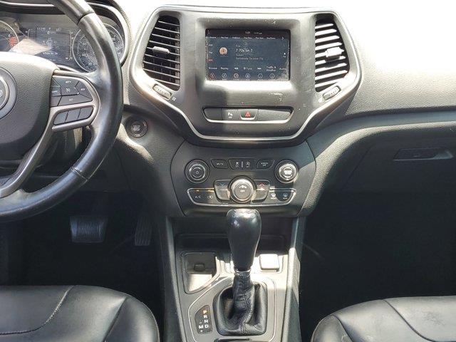 2019 Jeep Cherokee Latitude Plus FWD, available for sale in Fort Myers, Florida | Carlux Fort Myers. Fort Myers, Florida 2019 Jeep Cherokee Latitude Plus FWD, available for sale in Fort Myers, Florida | Carlux Fort Myers. Fort Myers, Florida