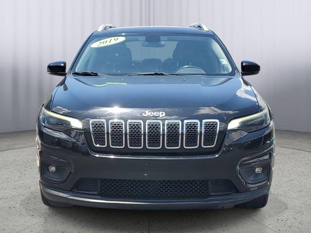 2019 Jeep Cherokee Latitude Plus FWD, available for sale in Fort Myers, Florida | Carlux Fort Myers. Fort Myers, Florida 2019 Jeep Cherokee Latitude Plus FWD, available for sale in Fort Myers, Florida | Carlux Fort Myers. Fort Myers, Florida