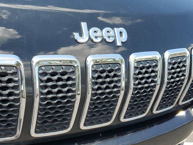 2019 Jeep Cherokee Latitude Plus FWD, available for sale in Fort Myers, Florida | Carlux Fort Myers. Fort Myers, Florida 2019 Jeep Cherokee Latitude Plus FWD, available for sale in Fort Myers, Florida | Carlux Fort Myers. Fort Myers, Florida