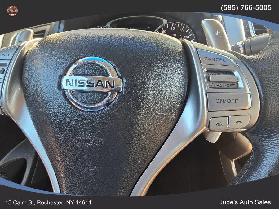 2014 Nissan Altima 3.5 SL Sedan 4D, available for sale in Wolcott, New York | Auto Hunter CNY. Wolcott, New York 2014 Nissan Altima 3.5 SL Sedan 4D, available for sale in Wolcott, New York | Auto Hunter CNY. Wolcott, New York