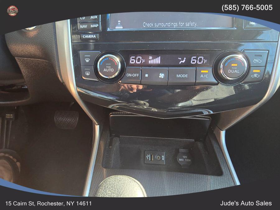 2014 Nissan Altima 3.5 SL Sedan 4D, available for sale in Wolcott, New York | Auto Hunter CNY. Wolcott, New York 2014 Nissan Altima 3.5 SL Sedan 4D, available for sale in Wolcott, New York | Auto Hunter CNY. Wolcott, New York
