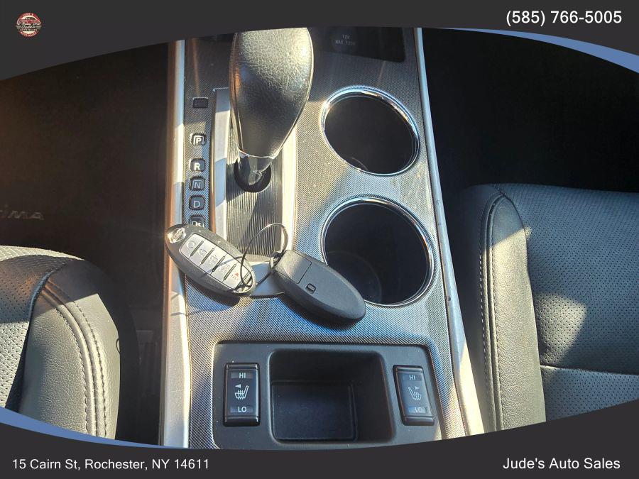2014 Nissan Altima 3.5 SL Sedan 4D, available for sale in Wolcott, New York | Auto Hunter CNY. Wolcott, New York 2014 Nissan Altima 3.5 SL Sedan 4D, available for sale in Wolcott, New York | Auto Hunter CNY. Wolcott, New York