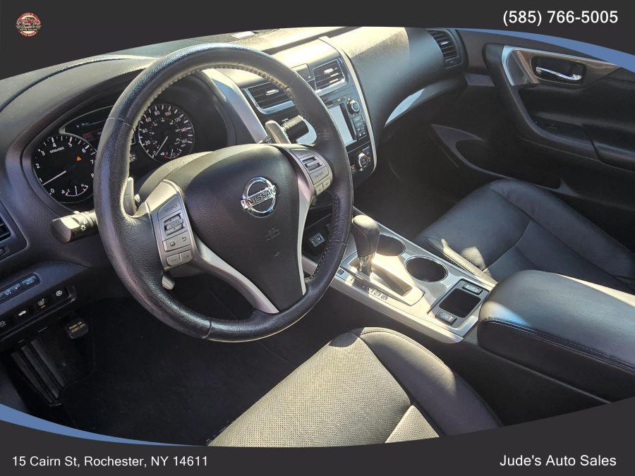 2014 Nissan Altima 3.5 SL Sedan 4D, available for sale in Wolcott, New York | Auto Hunter CNY. Wolcott, New York 2014 Nissan Altima 3.5 SL Sedan 4D, available for sale in Wolcott, New York | Auto Hunter CNY. Wolcott, New York