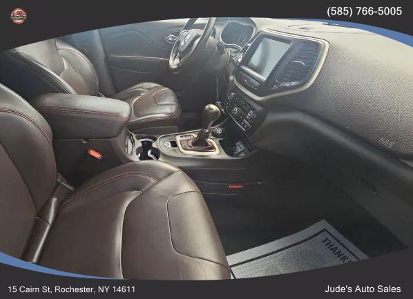 2015 Jeep Cherokee TrailHawk Sport Utility 4D, available for sale in Wolcott, New York | Auto Hunter CNY. Wolcott, New York 2015 Jeep Cherokee TrailHawk Sport Utility 4D, available for sale in Wolcott, New York | Auto Hunter CNY. Wolcott, New York