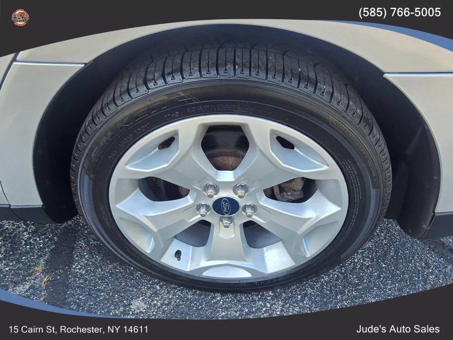 2012 Ford Taurus SEL Sedan 4D, available for sale in Wolcott, New York | Auto Hunter CNY. Wolcott, New York 2012 Ford Taurus SEL Sedan 4D, available for sale in Wolcott, New York | Auto Hunter CNY. Wolcott, New York