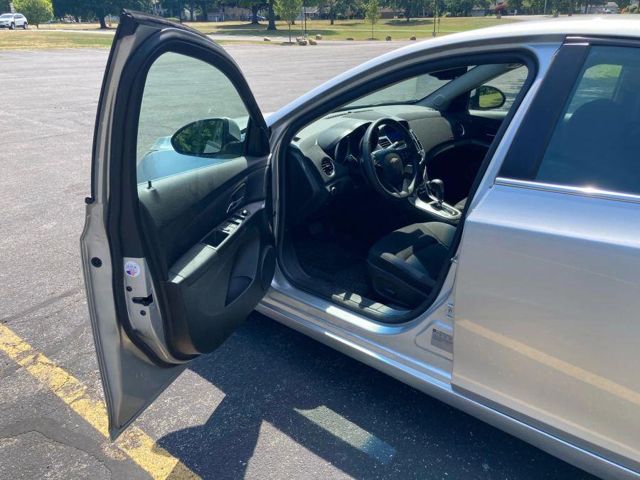 2016 Chevrolet Cruze Limited 1LT Sedan 4D, available for sale in Wolcott, New York | Auto Hunter CNY. Wolcott, New York 2016 Chevrolet Cruze Limited 1LT Sedan 4D, available for sale in Wolcott, New York | Auto Hunter CNY. Wolcott, New York