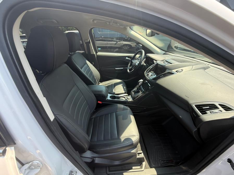 2014 Ford Escape 4WD 4dr Titanium, available for sale in Branford, Connecticut | J&E Auto Sales LLC. Branford, Connecticut 2014 Ford Escape 4WD 4dr Titanium, available for sale in Branford, Connecticut | J&E Auto Sales LLC. Branford, Connecticut