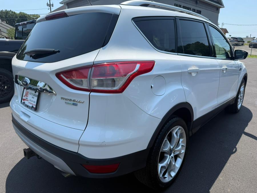 2014 Ford Escape 4WD 4dr Titanium, available for sale in Branford, Connecticut | J&E Auto Sales LLC. Branford, Connecticut 2014 Ford Escape 4WD 4dr Titanium, available for sale in Branford, Connecticut | J&E Auto Sales LLC. Branford, Connecticut