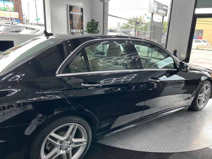 2014 Mercedes-Benz E-Class 4dr Sdn E 350 Luxury 4MATIC, available for sale in Jersey City, New Jersey | Luxe Auto Galleria. Jersey City, New Jersey 2014 Mercedes-Benz E-Class 4dr Sdn E 350 Luxury 4MATIC, available for sale in Jersey City, New Jersey | Luxe Auto Galleria. Jersey City, New Jersey