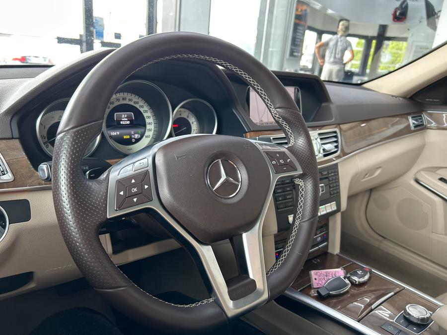 2014 Mercedes-Benz E-Class 4dr Sdn E 350 Luxury 4MATIC, available for sale in Jersey City, New Jersey | Luxe Auto Galleria. Jersey City, New Jersey 2014 Mercedes-Benz E-Class 4dr Sdn E 350 Luxury 4MATIC, available for sale in Jersey City, New Jersey | Luxe Auto Galleria. Jersey City, New Jersey