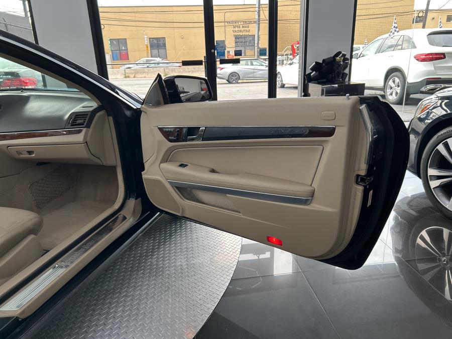 2011 Mercedes-Benz E-Class 2dr Cabriolet E 350 RWD, available for sale in Jersey City, New Jersey | Luxe Auto Galleria. Jersey City, New Jersey 2011 Mercedes-Benz E-Class 2dr Cabriolet E 350 RWD, available for sale in Jersey City, New Jersey | Luxe Auto Galleria. Jersey City, New Jersey