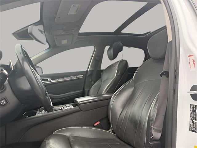 2015 Hyundai Genesis 3.8, available for sale in Stratford, Connecticut | Wiz Leasing Inc. Stratford, Connecticut 2015 Hyundai Genesis 3.8, available for sale in Stratford, Connecticut | Wiz Leasing Inc. Stratford, Connecticut