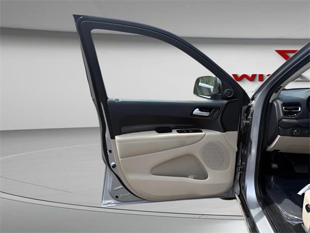 2021 Dodge Durango SXT Plus, available for sale in Stratford, Connecticut | Wiz Leasing Inc. Stratford, Connecticut 2021 Dodge Durango SXT Plus, available for sale in Stratford, Connecticut | Wiz Leasing Inc. Stratford, Connecticut