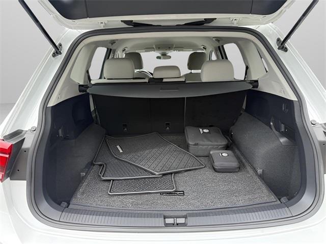 2023 Volkswagen Tiguan 2.0T S, available for sale in Stratford, Connecticut | Wiz Leasing Inc. Stratford, Connecticut 2023 Volkswagen Tiguan 2.0T S, available for sale in Stratford, Connecticut | Wiz Leasing Inc. Stratford, Connecticut