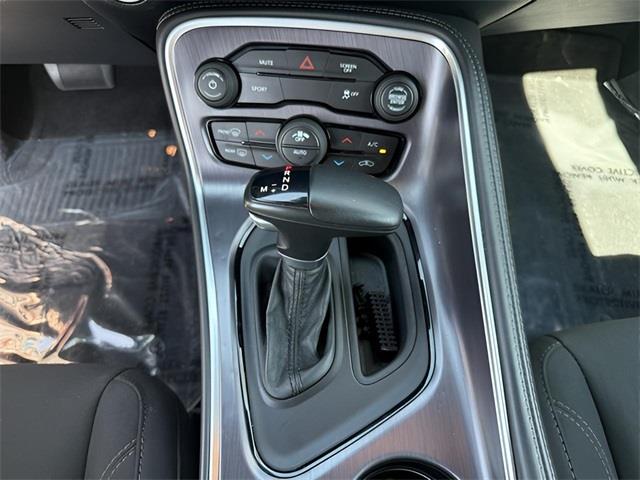 2018 Dodge Challenger SXT, available for sale in Stratford, Connecticut | Wiz Leasing Inc. Stratford, Connecticut 2018 Dodge Challenger SXT, available for sale in Stratford, Connecticut | Wiz Leasing Inc. Stratford, Connecticut