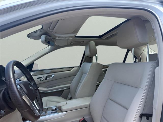 2014 Mercedes-benz E-class E 350, available for sale in Stratford, Connecticut | Wiz Leasing Inc. Stratford, Connecticut 2014 Mercedes-benz E-class E 350, available for sale in Stratford, Connecticut | Wiz Leasing Inc. Stratford, Connecticut