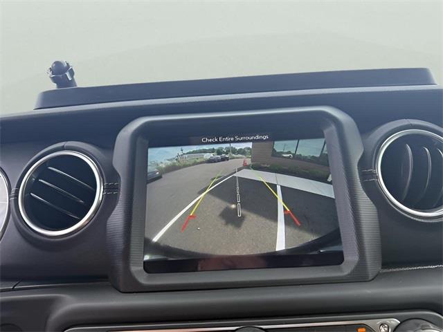 2018 Jeep Wrangler Unlimited Sahara, available for sale in Stratford, Connecticut | Wiz Leasing Inc. Stratford, Connecticut 2018 Jeep Wrangler Unlimited Sahara, available for sale in Stratford, Connecticut | Wiz Leasing Inc. Stratford, Connecticut