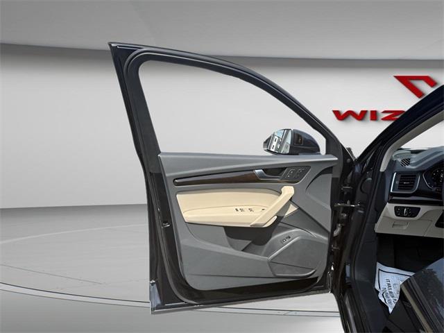 2018 Audi Q5 2.0T Premium, available for sale in Stratford, Connecticut | Wiz Leasing Inc. Stratford, Connecticut 2018 Audi Q5 2.0T Premium, available for sale in Stratford, Connecticut | Wiz Leasing Inc. Stratford, Connecticut