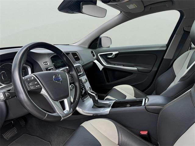 2017 Volvo S60 Cross Country T5, available for sale in Stratford, Connecticut | Wiz Leasing Inc. Stratford, Connecticut 2017 Volvo S60 Cross Country T5, available for sale in Stratford, Connecticut | Wiz Leasing Inc. Stratford, Connecticut