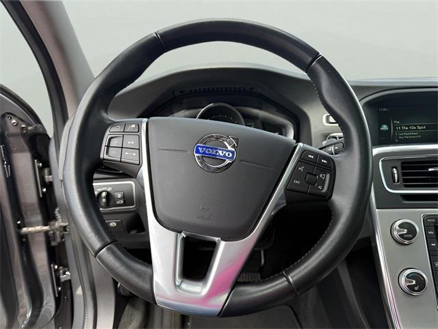 2017 Volvo S60 Cross Country T5, available for sale in Stratford, Connecticut | Wiz Leasing Inc. Stratford, Connecticut 2017 Volvo S60 Cross Country T5, available for sale in Stratford, Connecticut | Wiz Leasing Inc. Stratford, Connecticut