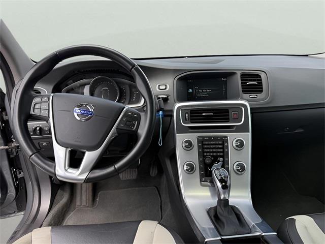 2017 Volvo S60 Cross Country T5, available for sale in Stratford, Connecticut | Wiz Leasing Inc. Stratford, Connecticut 2017 Volvo S60 Cross Country T5, available for sale in Stratford, Connecticut | Wiz Leasing Inc. Stratford, Connecticut