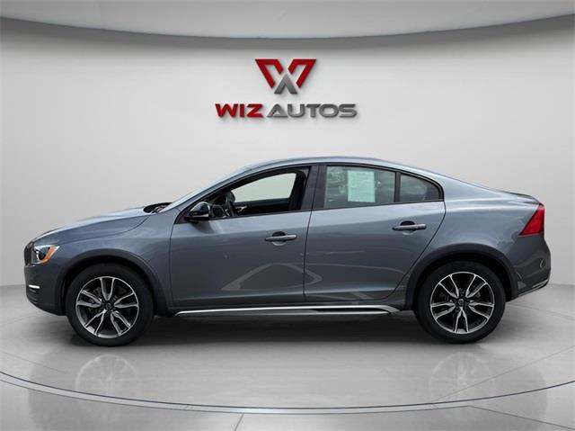 2017 Volvo S60 Cross Country T5, available for sale in Stratford, Connecticut | Wiz Leasing Inc. Stratford, Connecticut 2017 Volvo S60 Cross Country T5, available for sale in Stratford, Connecticut | Wiz Leasing Inc. Stratford, Connecticut