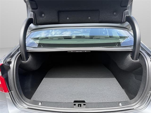 2017 Volvo S60 Cross Country T5, available for sale in Stratford, Connecticut | Wiz Leasing Inc. Stratford, Connecticut 2017 Volvo S60 Cross Country T5, available for sale in Stratford, Connecticut | Wiz Leasing Inc. Stratford, Connecticut