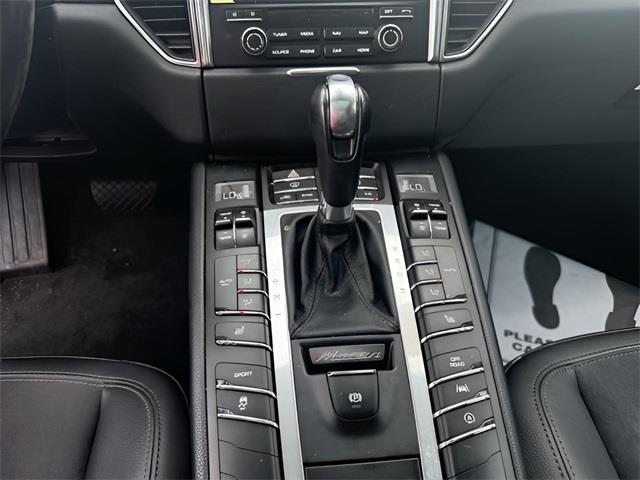 2018 Porsche Macan Base, available for sale in Stratford, Connecticut | Wiz Leasing Inc. Stratford, Connecticut 2018 Porsche Macan Base, available for sale in Stratford, Connecticut | Wiz Leasing Inc. Stratford, Connecticut