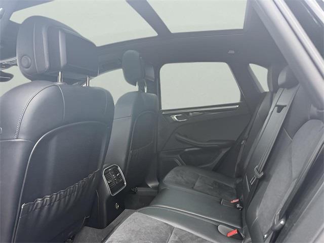 2018 Porsche Macan Base, available for sale in Stratford, Connecticut | Wiz Leasing Inc. Stratford, Connecticut 2018 Porsche Macan Base, available for sale in Stratford, Connecticut | Wiz Leasing Inc. Stratford, Connecticut