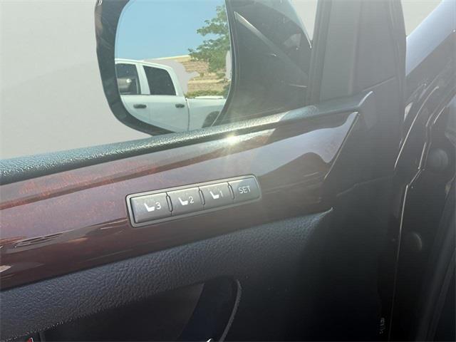2015 Lexus Lx 570, available for sale in Stratford, Connecticut | Wiz Leasing Inc. Stratford, Connecticut 2015 Lexus Lx 570, available for sale in Stratford, Connecticut | Wiz Leasing Inc. Stratford, Connecticut