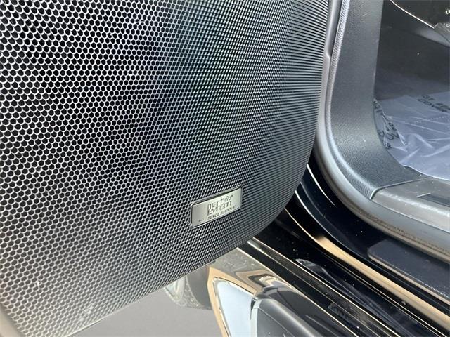 2015 Lexus Lx 570, available for sale in Stratford, Connecticut | Wiz Leasing Inc. Stratford, Connecticut 2015 Lexus Lx 570, available for sale in Stratford, Connecticut | Wiz Leasing Inc. Stratford, Connecticut