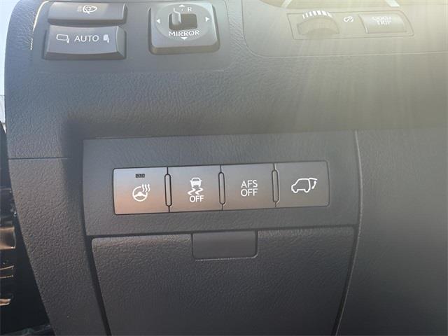 2015 Lexus Lx 570, available for sale in Stratford, Connecticut | Wiz Leasing Inc. Stratford, Connecticut 2015 Lexus Lx 570, available for sale in Stratford, Connecticut | Wiz Leasing Inc. Stratford, Connecticut