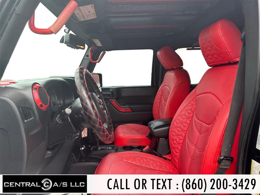 2015 Jeep Wrangler Unlimited 4WD 4dr Sport, available for sale in East Windsor, Connecticut | Central A/S LLC. East Windsor, Connecticut 2015 Jeep Wrangler Unlimited 4WD 4dr Sport, available for sale in East Windsor, Connecticut | Central A/S LLC. East Windsor, Connecticut