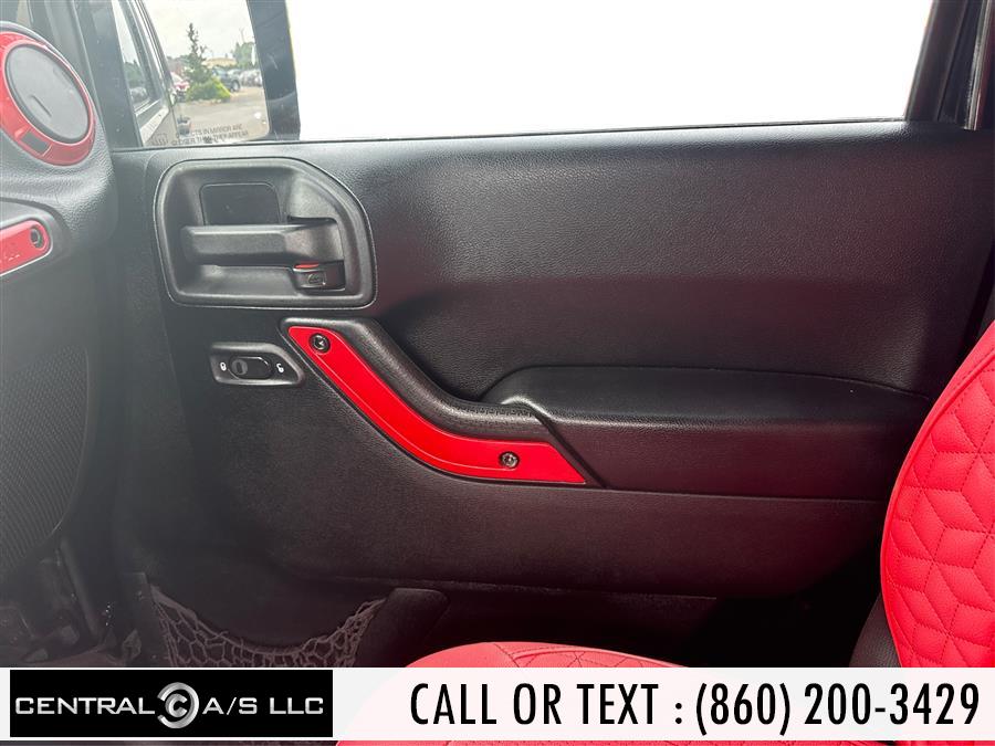2015 Jeep Wrangler Unlimited 4WD 4dr Sport, available for sale in East Windsor, Connecticut | Central A/S LLC. East Windsor, Connecticut 2015 Jeep Wrangler Unlimited 4WD 4dr Sport, available for sale in East Windsor, Connecticut | Central A/S LLC. East Windsor, Connecticut