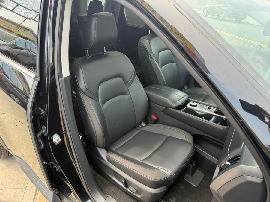 2022 Nissan Pathfinder SL 4WD, available for sale in Brooklyn, New York | Worlds Best Auto Inc. Brooklyn, New York 2022 Nissan Pathfinder SL 4WD, available for sale in Brooklyn, New York | Worlds Best Auto Inc. Brooklyn, New York