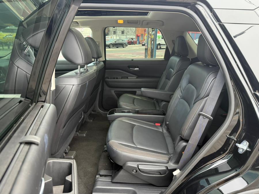 2022 Nissan Pathfinder SL 4WD, available for sale in Brooklyn, New York | Worlds Best Auto Inc. Brooklyn, New York 2022 Nissan Pathfinder SL 4WD, available for sale in Brooklyn, New York | Worlds Best Auto Inc. Brooklyn, New York