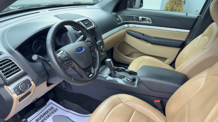 2017 Ford Explorer XLT 4WD, available for sale in Waterbury, Connecticut | West End Automotive Center. Waterbury, Connecticut 2017 Ford Explorer XLT 4WD, available for sale in Waterbury, Connecticut | West End Automotive Center. Waterbury, Connecticut