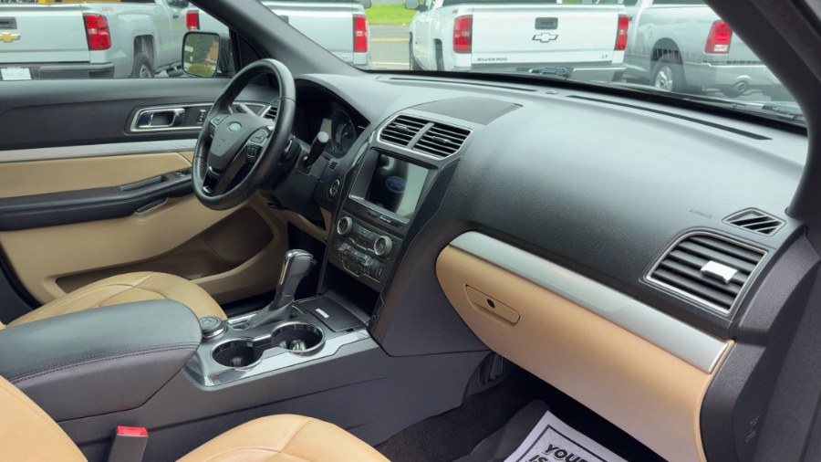 2017 Ford Explorer XLT 4WD, available for sale in Waterbury, Connecticut | West End Automotive Center. Waterbury, Connecticut 2017 Ford Explorer XLT 4WD, available for sale in Waterbury, Connecticut | West End Automotive Center. Waterbury, Connecticut