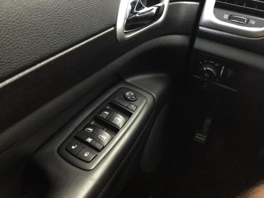 2015 Jeep Grand Cherokee 4WD 4dr Altitude, available for sale in Plantsville, Connecticut | L&S Automotive LLC. Plantsville, Connecticut 2015 Jeep Grand Cherokee 4WD 4dr Altitude, available for sale in Plantsville, Connecticut | L&S Automotive LLC. Plantsville, Connecticut