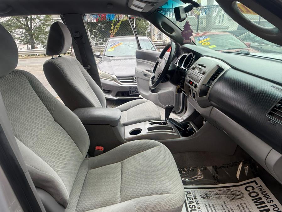 2011 Toyota Tacoma 4WD Double V6 AT (Natl), available for sale in Revere, Massachusetts | Wonderland Auto. Revere, Massachusetts 2011 Toyota Tacoma 4WD Double V6 AT (Natl), available for sale in Revere, Massachusetts | Wonderland Auto. Revere, Massachusetts