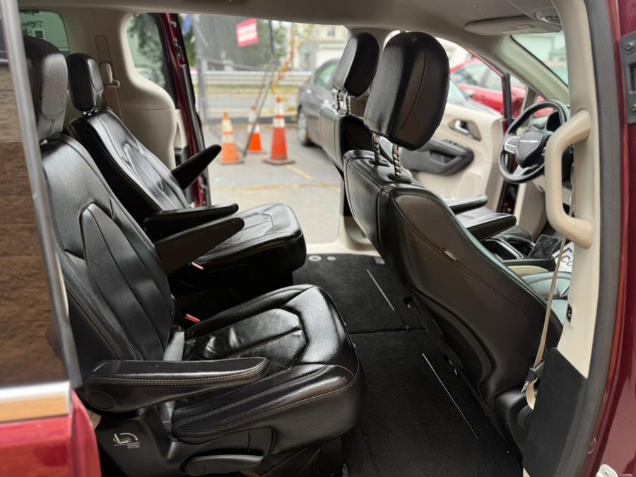 2018 Chrysler Pacifica Touring L FWD, available for sale in Revere, Massachusetts | Wonderland Auto. Revere, Massachusetts 2018 Chrysler Pacifica Touring L FWD, available for sale in Revere, Massachusetts | Wonderland Auto. Revere, Massachusetts