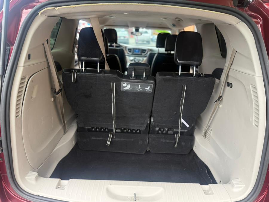 2018 Chrysler Pacifica Touring L FWD, available for sale in Revere, Massachusetts | Wonderland Auto. Revere, Massachusetts 2018 Chrysler Pacifica Touring L FWD, available for sale in Revere, Massachusetts | Wonderland Auto. Revere, Massachusetts