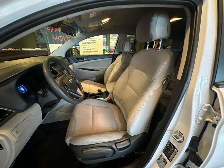 2018 Hyundai Tucson SE AWD, available for sale in West Hartford, Connecticut | AutoMax. West Hartford, Connecticut 2018 Hyundai Tucson SE AWD, available for sale in West Hartford, Connecticut | AutoMax. West Hartford, Connecticut