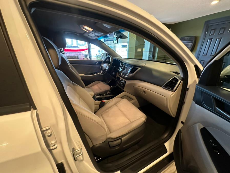 2018 Hyundai Tucson SE AWD, available for sale in West Hartford, Connecticut | AutoMax. West Hartford, Connecticut 2018 Hyundai Tucson SE AWD, available for sale in West Hartford, Connecticut | AutoMax. West Hartford, Connecticut
