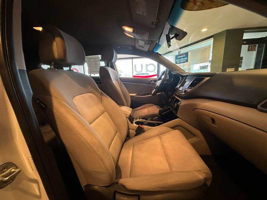 2018 Hyundai Tucson SE AWD, available for sale in West Hartford, Connecticut | AutoMax. West Hartford, Connecticut 2018 Hyundai Tucson SE AWD, available for sale in West Hartford, Connecticut | AutoMax. West Hartford, Connecticut