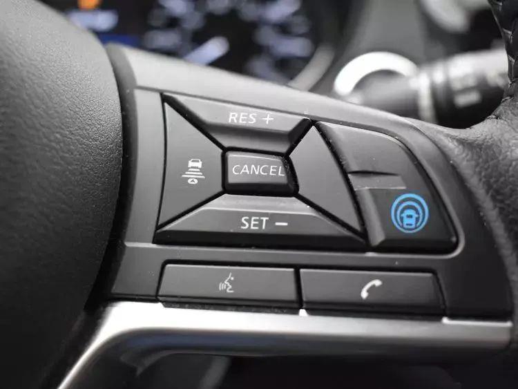 2022 Nissan Rogue Sport SL Sport Utility 4D, available for sale in Linden, New Jersey | Route 27 Auto Mall. Linden, New Jersey 2022 Nissan Rogue Sport SL Sport Utility 4D, available for sale in Linden, New Jersey | Route 27 Auto Mall. Linden, New Jersey