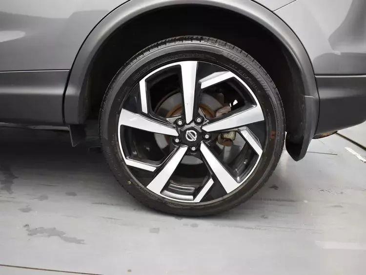 2022 Nissan Rogue Sport SL Sport Utility 4D, available for sale in Linden, New Jersey | Route 27 Auto Mall. Linden, New Jersey 2022 Nissan Rogue Sport SL Sport Utility 4D, available for sale in Linden, New Jersey | Route 27 Auto Mall. Linden, New Jersey
