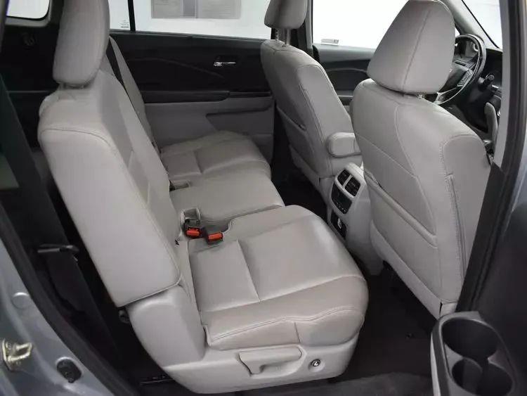2019 Honda Pilot EX-L Sport Utility 4D, available for sale in Linden, New Jersey | Route 27 Auto Mall. Linden, New Jersey 2019 Honda Pilot EX-L Sport Utility 4D, available for sale in Linden, New Jersey | Route 27 Auto Mall. Linden, New Jersey