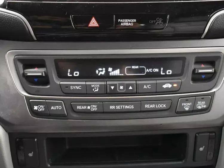 2019 Honda Pilot EX-L Sport Utility 4D, available for sale in Linden, New Jersey | Route 27 Auto Mall. Linden, New Jersey 2019 Honda Pilot EX-L Sport Utility 4D, available for sale in Linden, New Jersey | Route 27 Auto Mall. Linden, New Jersey