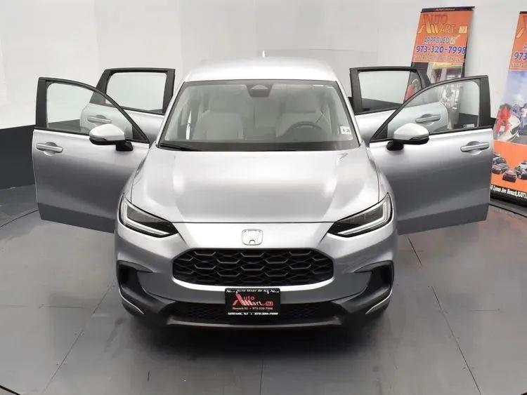 2023 Honda Hr-v LX Sport Utility 4D, available for sale in Linden, New Jersey | Route 27 Auto Mall. Linden, New Jersey 2023 Honda Hr-v LX Sport Utility 4D, available for sale in Linden, New Jersey | Route 27 Auto Mall. Linden, New Jersey